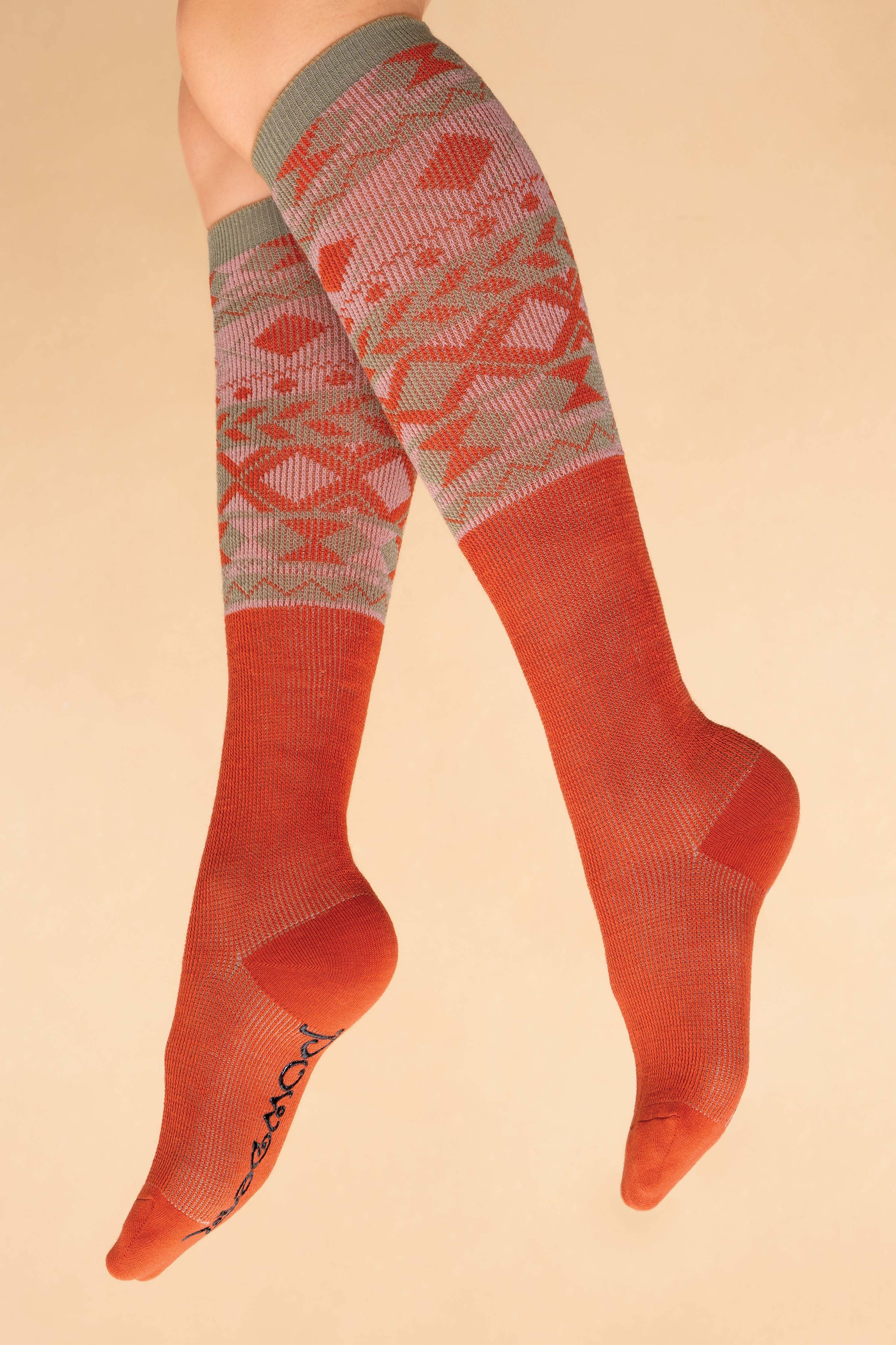 Fair Isle Diamond Stiefelsocken, orange